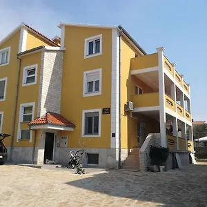 Lili Appartement Zadar